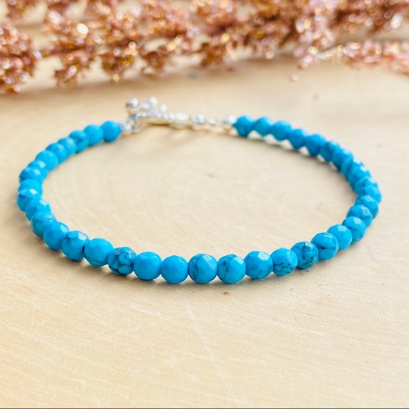 Turquoise Gemstone Silver Beaded Bracelet - Picture 7 of 9